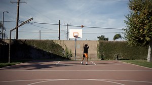 Rise Above: The Journey to College Basketball - Apple TV