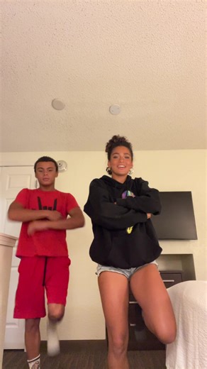 Best twin duo out there 😎@Levi Simms #twin #twinssss #vacation #universalstudios #brothersister #sisterbrother #lighskins #curlyhair #fyp #fypviral #brother