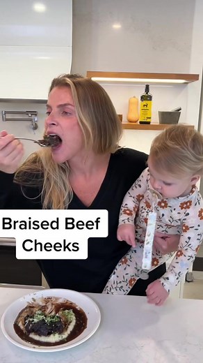 Delicious Braised Beef Cheeks Recipe for Fall and Winter Dinners