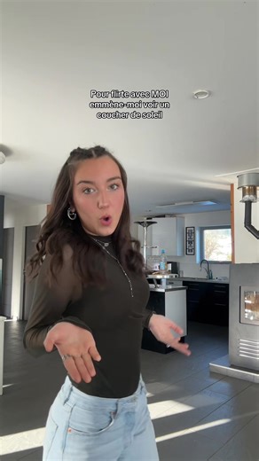 Vidéos de clemcloume (@clemenceromieu) avec son original - 🎧