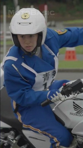 300kg Monster Honda CB1300P vs Japan's Female Police Skills (4K NO AI) World's Best?