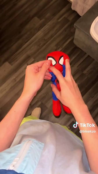 The Spider-Man slingshot is the best stocking filler ever 😁 #spidermanslingshot #blackfridaysale #stockingfillers #kidstoys #tiktokmademebuyit