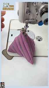Tips for sewing a coin purse from a zipper #tips #tipsandtricks #sewing #sewinghacks #tipsandtrick | Sewing Tips