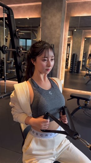 𝐄𝐫𝐢𝐧𝐚 on Instagram: ". @cronos_japan_official コーデでトレーニング🏋️ 着心地も良いし何といってもおしゃれで大好きなブランド✨ しかも！！9/6〜15まで CRONOS史上初のSALE開催中らしくて なんとなんとALL 50%OFF❤️‍🔥 CRONOSはトレーニングウェアの他にも ゴルフウェアとかデイリーに使えるお洋服も沢山あって 本当にオシャレだからおすすめ🫶 この機会にぜひ店舗やオンラインチェックしてみてね！ 福岡の店舗はこちら→ @cronos_fukuoka 今週もトレーニングありがとうございました！ @yu1_beyondgym . . #CRONOS#CRONOSSALE#PR #筋トレ#筋トレ女子#トレーニングウェア #筋トレダイエット#クロノス"