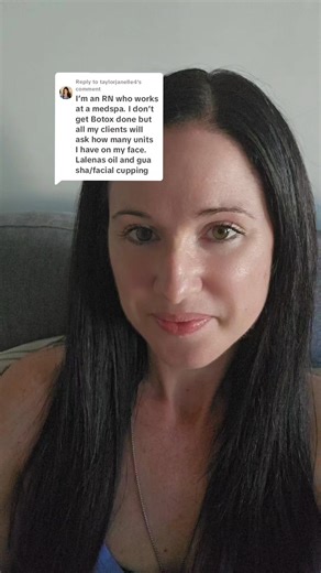 Castor oil and rosehip oil are a powerful combination for natural skincare. #castoroil #rosehipoil #naturalskincare #naturalskincaretips #skincare #skincarecommunity | Maggie Rose Health