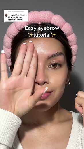 Replying to @luxbeautybycierra ✨Easy eyebrow tutorial ✨ #eyebrowtutorial #easyeyebrowtutorial #easyeyebrows #cejastutorial #maleuphacks Here’s a beginner friendly eyebrow tutorial, you only need eyebrow gel and an eyebrow pencil. I’m using the one from benefit here, it’s so good! I love the spoolie/spatula. I think it’s perfect to get that laminated brow look.
