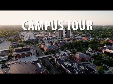An exclusive tour of campus from an Admissions Tour Guide | Illinois State University