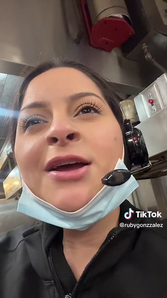 Ruby Gonzalez 💋 (@rubygonzzalez)’s videos with original sound - Ruby Gonzalez 💋