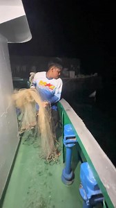 404K views · 4.9K reactions | Cumi pun di jala juga #pelaut #jalacumi | Kusnadi Fishingchanel | Facebook