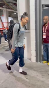 1.2M views · 10K reactions | Back for more action  The Minnesota Lynx and the New York Liberty arrive ahead of Game 2 of the #WNBAFinals presented by YouTube TV on ABC at 3pm/ET! Will the Liberty even out the series or will the Lynx take a commanding 2-0 lead? | WNBA | Facebook