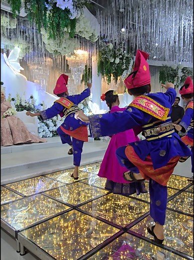 Zapin Duduk Bertakhta: Tarian Tradisional Johor