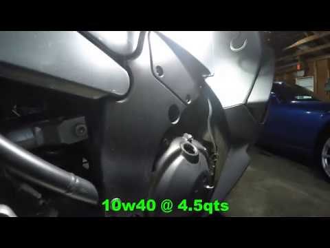 2008 Kawasaki Concours 14 - Oil change!