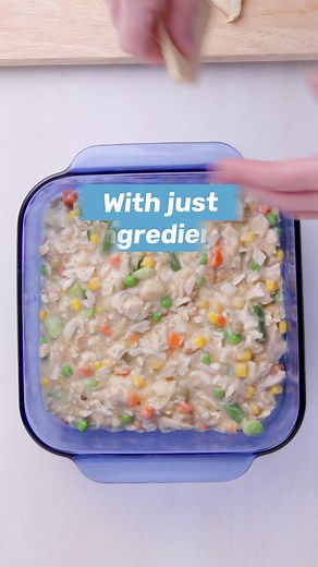 17K views · 166 reactions | Fast, filling and only 4 ingredients! With the classic taste of Pillsbury Crescents and hearty Progresso soup, this Chicken Pot Pie Crescent Bake for Two bakes up perfectly to create moments of togetherness in your week. Plus, no leftovers! This Doughboy-approved recipe will be your new weeknight go-to. | Pillsbury | Facebook