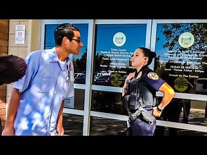 (Full Video) Police get called on photographer. Tulare County Adult Services 1st Amendment