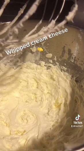 How to Make Whipped Cream Cheese at Home