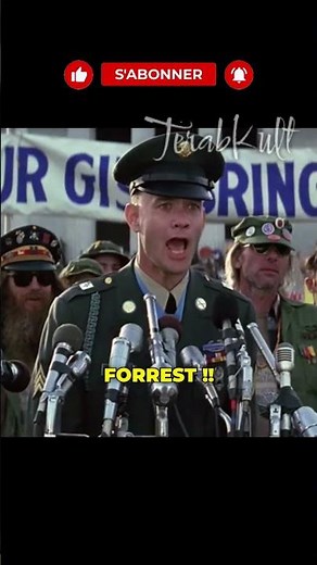 Forrest Gump | Gump, avec sa médaille d'Honneur du congré, retrouve Jenny... sur le parvis