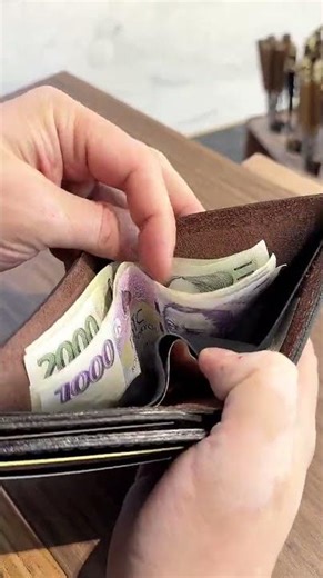 Peněženka s flipem na karty