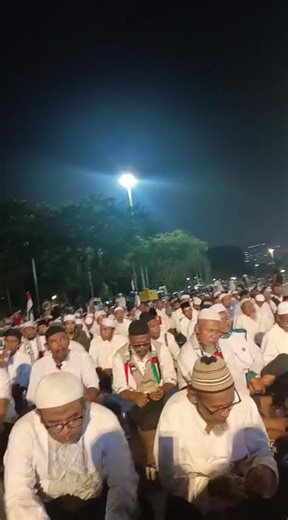 MERIAH! RATUSAN RIBU UMAT HADIRI REUNI 212, MONAS SELASA 2 DES 2025