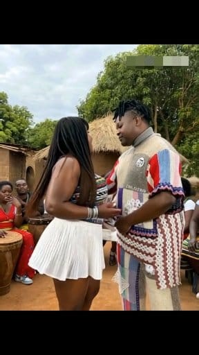 Novo vídeo de Nelson Tivane e Makhadzi mama's baby | Mastermind9dades