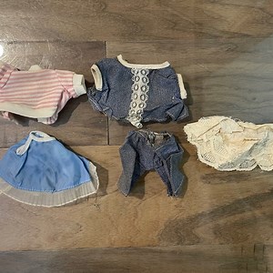 Vintage 5-Piece Set Doll Clothes