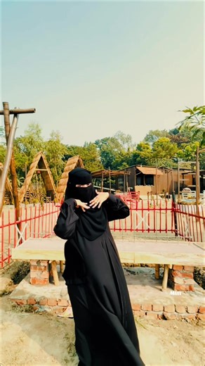 Fast Kiss Compilation: Moments of Affection