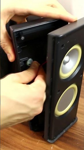 Teardown Logitech x-140 system