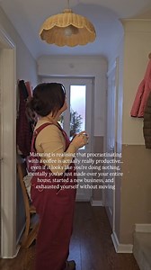 Its an exhausting sport the mental gymnastics you do when you're a DIY home makeover fan with a coffee in hand, a snow day at home, and nothing but your own creative musings to distract you from the chaos you live in 🤸‍♂️🏋‍♀️ Ps yes of course the hallway will be having a DIY makeover, I planned it in my head today which basically makes it a done deal 🙌🕺 Pps I have a WC decor makeover to do first, and a utility room makeover, and probably a DIY project in the kids room too but clearly I can p