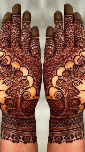 Mehendi magic on my hands ✨”“Henna vibes & happy times 💚”“Let the mehendi tell the stort”Bridal #art