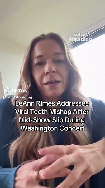 LeAnn Rimes' Viral Teeth Mishap During Concert
