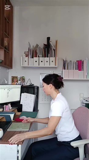 Fürdőszobát tervezek. Hidegburkolatokat választok és mintákat hangolok össze. Kiszámolom a szükséges mennyiséget. Kalkulálom a költségeket. Ajánlatokat kérek az üzletektől. Desiging a bathroom. Choosing tiles and coordinating patterns. Calculating tile quantities. Estimating costs. Requestiong quotes from suppliers, looking for the best solutions. バスルームをデザインします。 タイルを選択し、バランスを整えます。 必要な数量を計算し、 コストのプランニング。 最適な提案を求め、見積もりをサプライヤーから取ります。 #interiordesign #interiordesigner #annahollosiinteriors #enteriőr