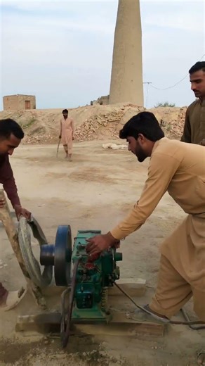 Small + big Tyre diesel engine starting