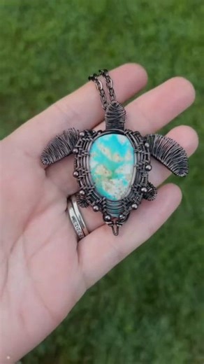 38K views · 516 reactions | One of my favorite wire wraps to date: turquoise wrapped in copper as a sea turtle. #wirewrappedjewelry #Turquoise | Heather Evans | Facebook