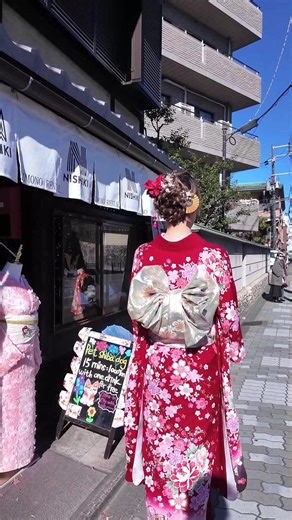 Exploring the Beauty of Red Kimono in Kyoto