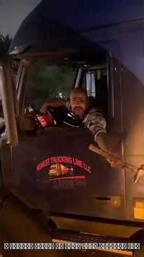 Middle Finger Mystery: The Shocking Truth Explained 🤔 #ViralMoment #SocialMediaBuzz