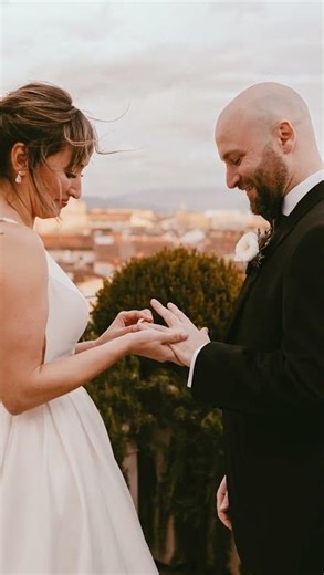 POV: Your First Kiss as Newlyweds in Florence ✨ | Love Gracefully