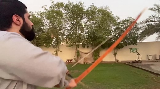 Slow mo blunt warbow target shooting with a yew english warbow #archery #traditional #medieval #longbow #carpenter #craft #warbow #english