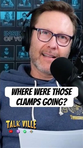 Enjoy this brief non-sequitur from S8E5 COMMITTED. #smallville #talkvillepodcast #season8