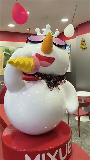 Our new branch in front of the Associate Professor's office is now open! #MeeXue #Lopburi #Feed #...