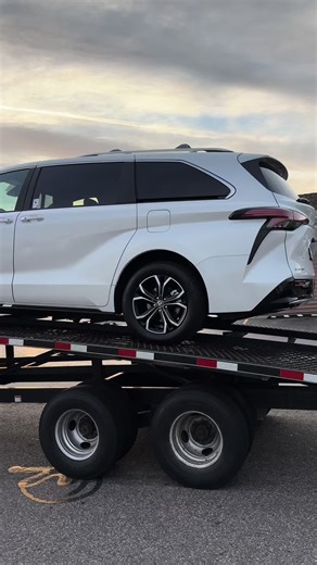 Premier Auto Logistics: Ship Your Vehicle Safely