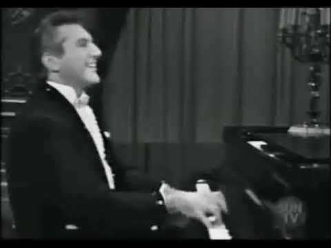 Liberace with "Mack the Knife" (1960's)