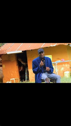 Was nice working with my twin brother in this amazing project 🥰🙏.Amaene Obotaka noboishia,kwenye tumefikia ni Ni mungu tu akuna acha ya kunichukia🙏 Link 👉https://youtu.be/RNPj3Wa6j2U | MAN SANGO