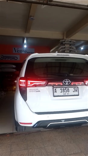modifikasi Innova reborn upgrade lampu belakang #modifikasi #innovareborn #lampubelakang