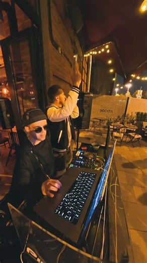 Data : 12.09 Loft : Guests in the city (Moscow)