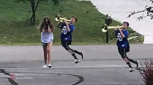 I'm blue | EDM Memes