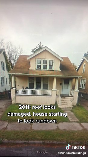 Exploring the Abandoned Houses of Detroit, Michigan