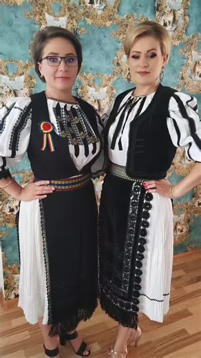 Flori și Amintiri: O Călătorie Prin Emoții