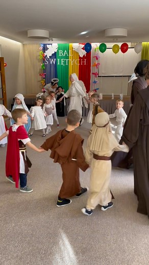 22K views · 439 reactions | Zamiast dyni i strachów - stroje świętych i rozmowy o patronach. Przedszkole Niepubliczne Zgromadzenia Sióstr św. Józefa w Tarnowie na przekór Halloween organizuje Bal Świętych. | RDN Małopolska | Facebook