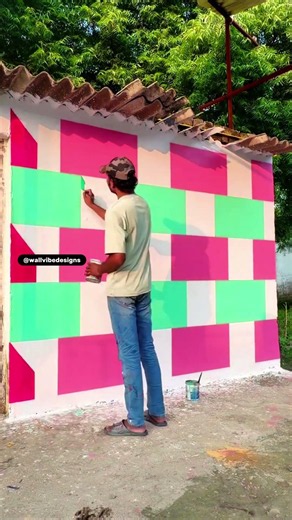 Amazing Pink & Green Geometric Wall Painting! 💗💚🎨 #design #walldesign #homedecor #viralreels #art