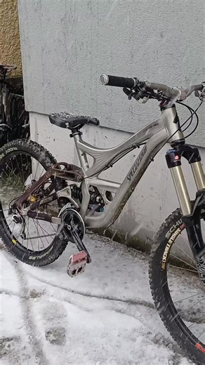 Specialized Demo 7 Review: Performance and Features