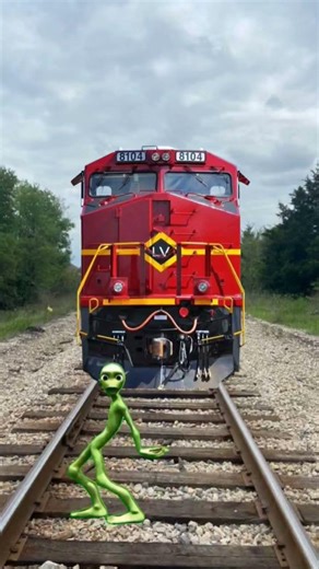 equal dame tu 🤣🤣😂 cosita 2 ALL colors alien dance s herd of pacman & train driver tom #funnyvideo